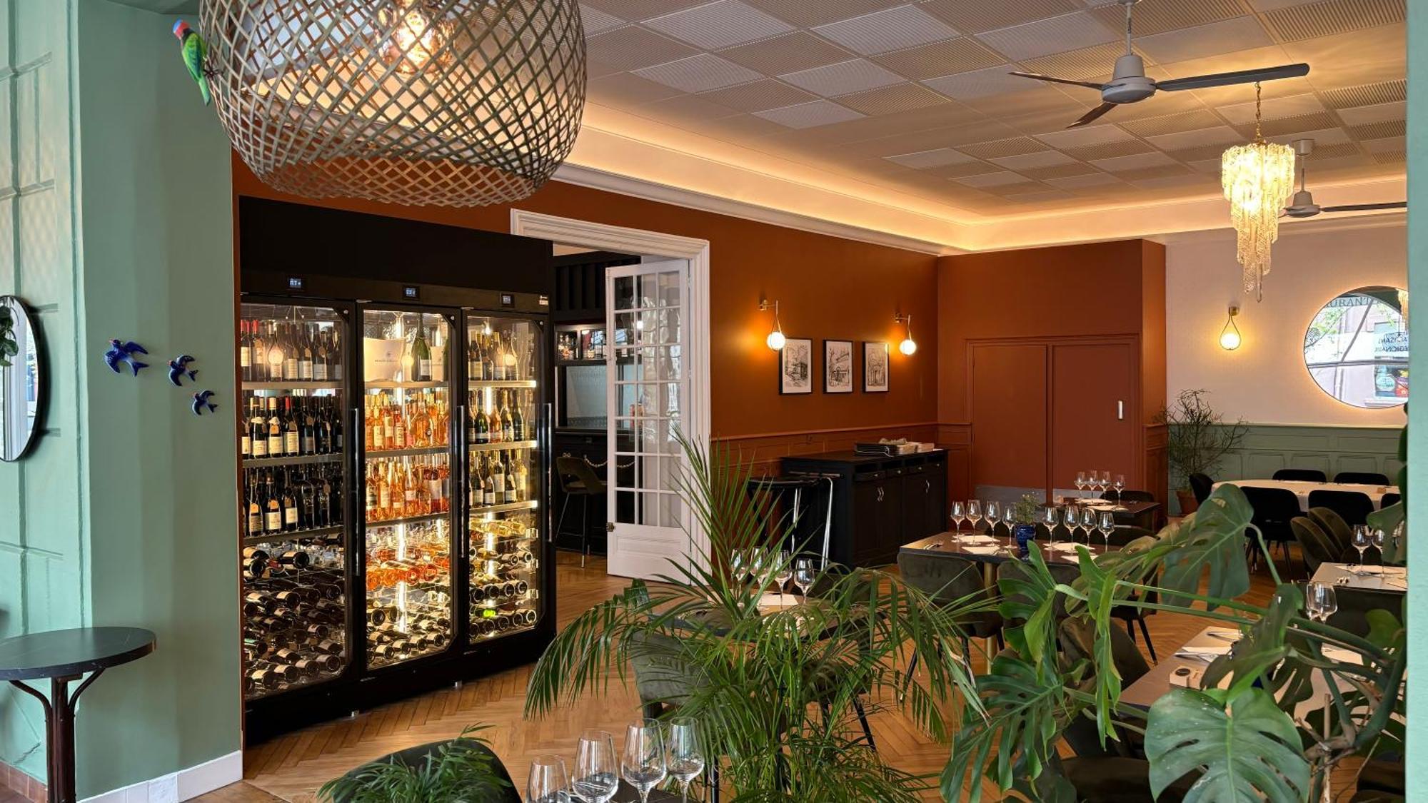 Logis Hotel Restaurant Grand Hotel De Lyon Вал-ле-Бан Екстериор снимка