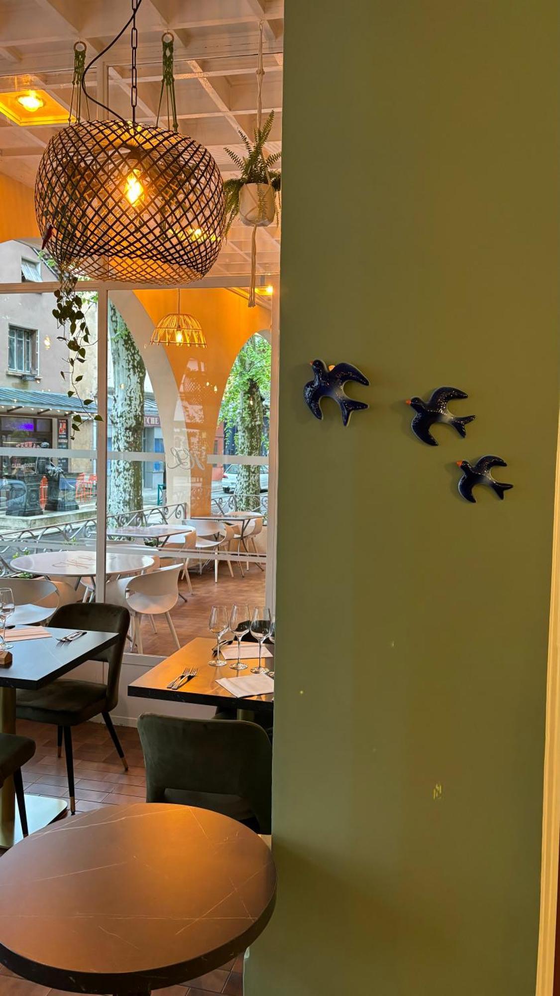 Logis Hotel Restaurant Grand Hotel De Lyon Вал-ле-Бан Екстериор снимка